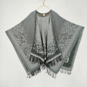 Chico's Gray Reversible Fashion Wrap Shawl 1285